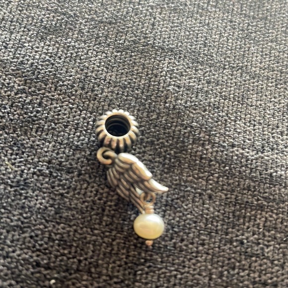 Authentic Pandora charm-retired - Picture 3 of 4